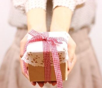 プレゼントはどう選ぶ? あなたにプレゼント