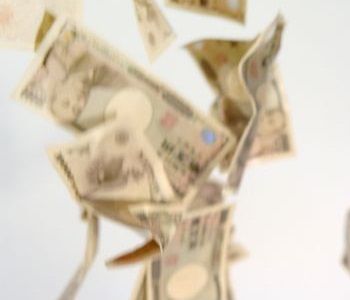 今、稼ぎやすいアフィリ手法は何か? お札の雨が降る